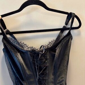 Victorias Secret Black Lace-Up Velvet Corset
